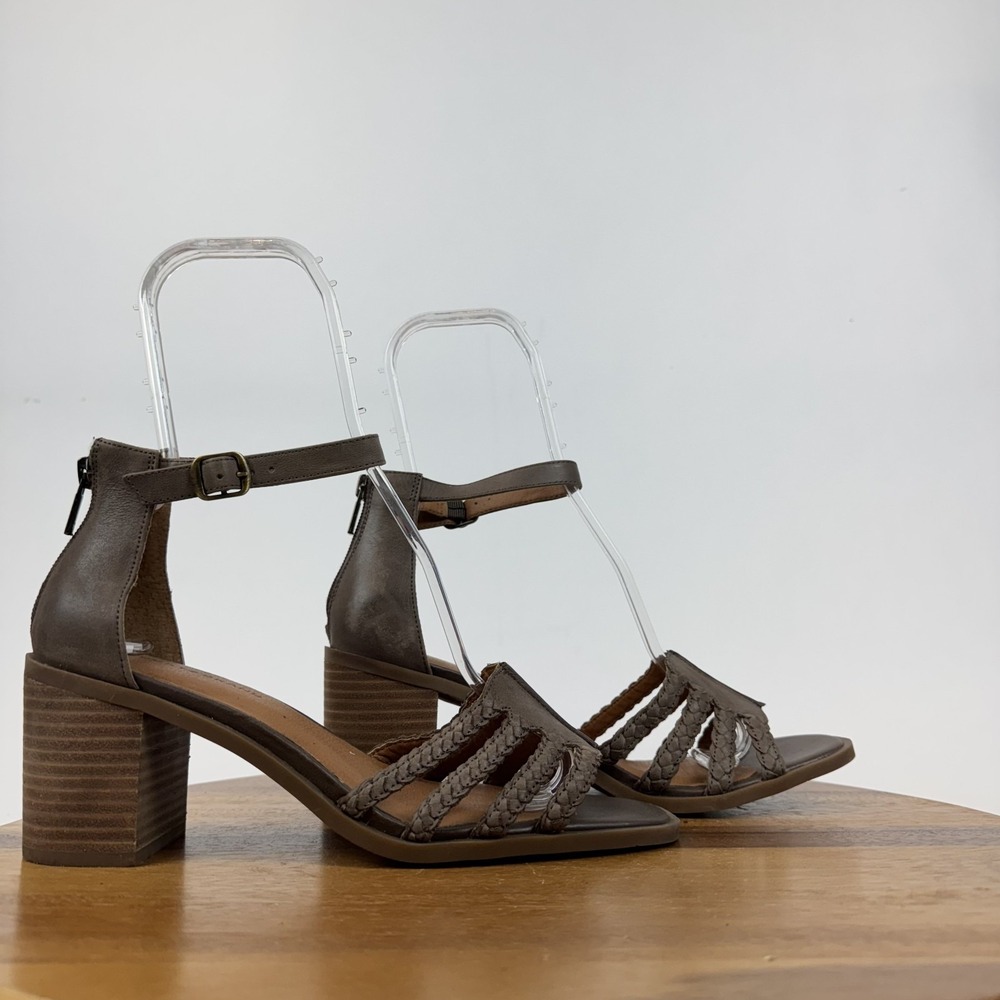 New Womens Lucky Brand Tasmina Taupe Leather Braided Sandals Block Heel Size 9.5